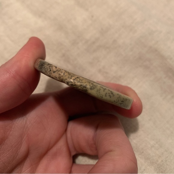 Large painted stone rock pendant - Picture 4 of 10